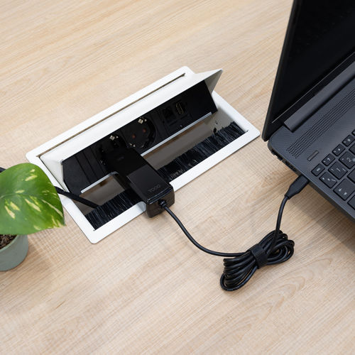 Cargador Tooq 100w Usb-C Pd Gan Para Portatil Negro | Quonty.com | TQLC-USBCGAN100PD-C