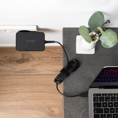 Cargador Tooq 90w Usb-C Pd 1.8m Para Portatil Negro | Quonty.com | TQLC-USBCGAN90PD