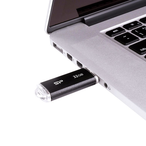 Pendrive U02 Lápiz Usb 2.0 Sp 32gb Negro | Quonty.com | SP032GBUF2U02V1K