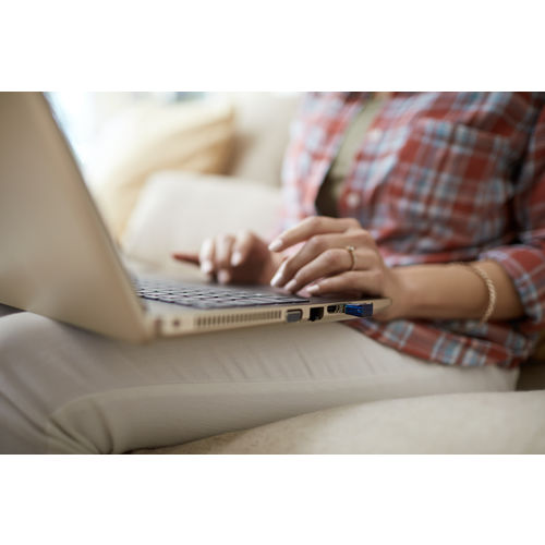 Portátil Hp 15-Bs154ns - I3-5005u 2ghz - 8gb Blanco | Quonty.com | 4RG65EA