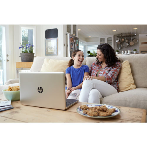 Portátil Hp 15-Bs524ns 1.6ghz 15.6&Quot; 4gb 128gb Ssd W10 Home | Quonty.com | 3LH64EA