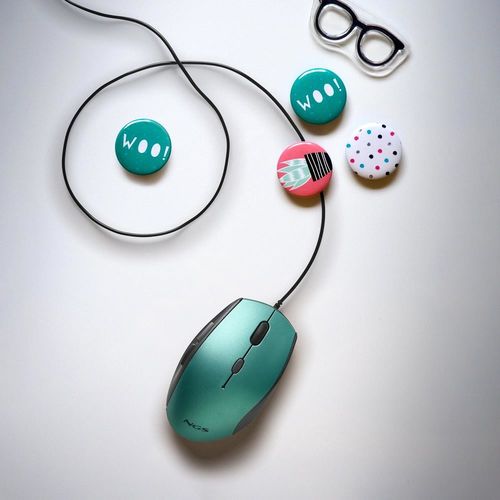 Raton Ngs Moth Ice Optico 1600dpi Usb-C Verde Hielo Ergonomico | Quonty.com | MOTHICE