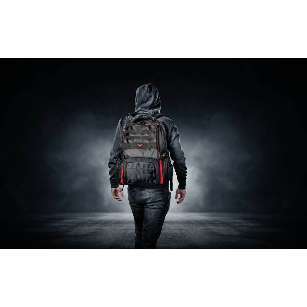 Trust gxt 1250 hunter gaming backpack hotsell