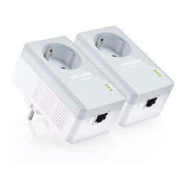 Kit 2 Powerline Tp-Link Tl-Pa4010pkit Rj45-600mbps | Quonty.com | TL-PA4010P KIT